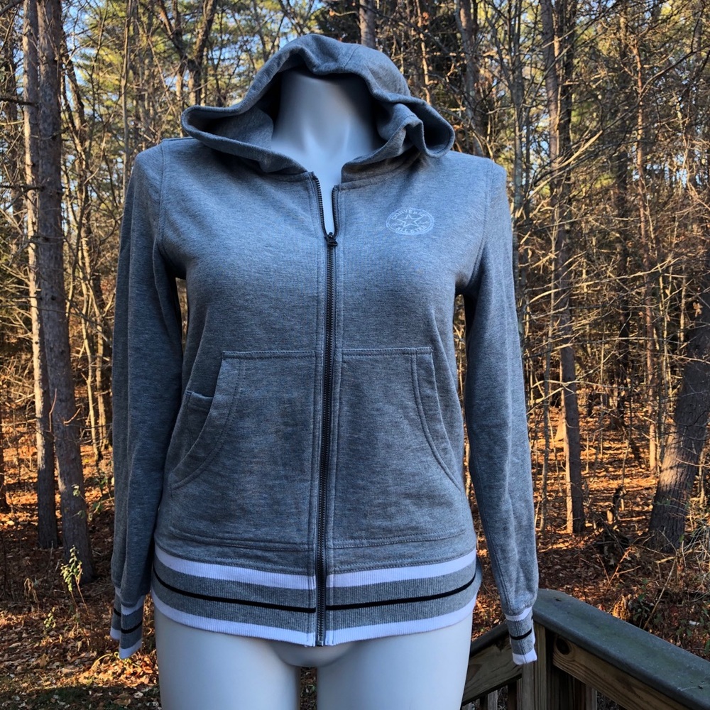 Converse hoodie with phone pocket L